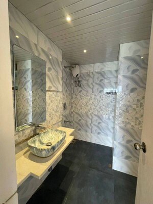 Bathroom in 2 BHK Apartment at Laxmi Niwas Dadar East, Dadar East – for Rent