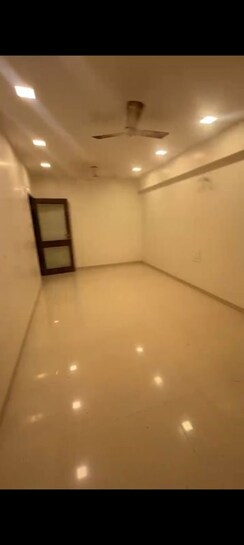 2 BHK Apartment For Rent in Amber Kutir CHS