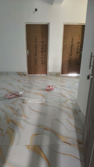 Room in 2 BHK Apartment at Aryan Towers, Madhyamgram – for Sale