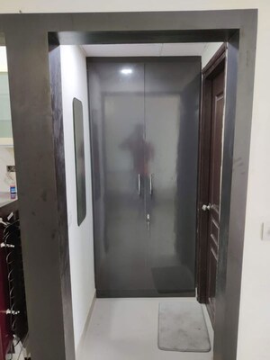 Building Lobby in 1 RK Apartment at Logix Blossom Zest, Sector 143 – for Rent