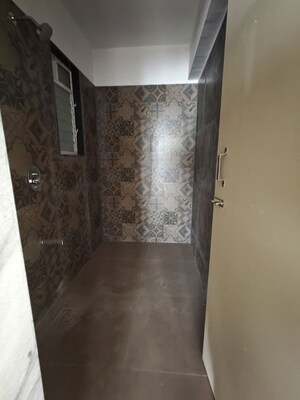 Furnished Amenities in 1 BHK Apartment at Alliance Fortuna Blue, Lower Parel – for Rent