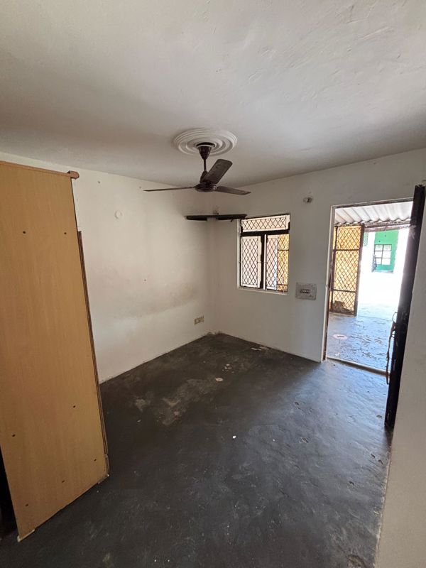 1 RkBuilder Floor For Rent in Garhi