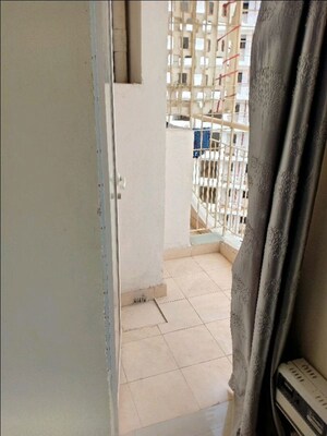 Bathroom in 1 RK Apartment at Logix Blossom Zest, Sector 143 – for Rent