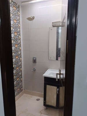 Bathroom in 2 BHK Builder Floor at Amar Colony – for Rent