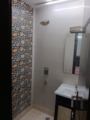 Bathroom in 2 BHK Builder Floor at Amar Colony – for Rent