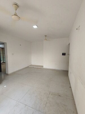 Room in 2 BHK Apartment at Acme Ozone, Manpada – for Rent