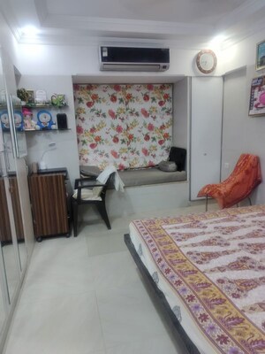 Bedroom in 1 BHK Apartment at Dheeraj Heritage Santacruz , Santacruz West – for Rent