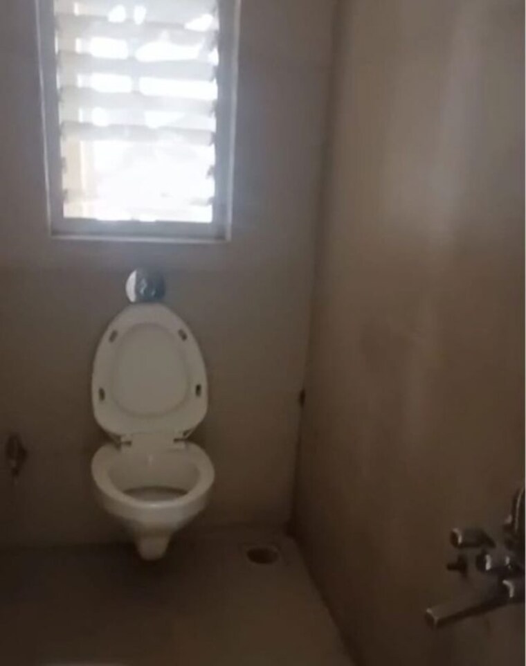 Bathroom, bharat-ecovistas 2 Bedroom 930 Sq.Ft. Apartment In Shilphata Thane 10363999