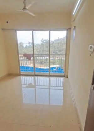 Room in 2 BHK Apartment at Bharat Ecovistas, Shilphata – for Rent
