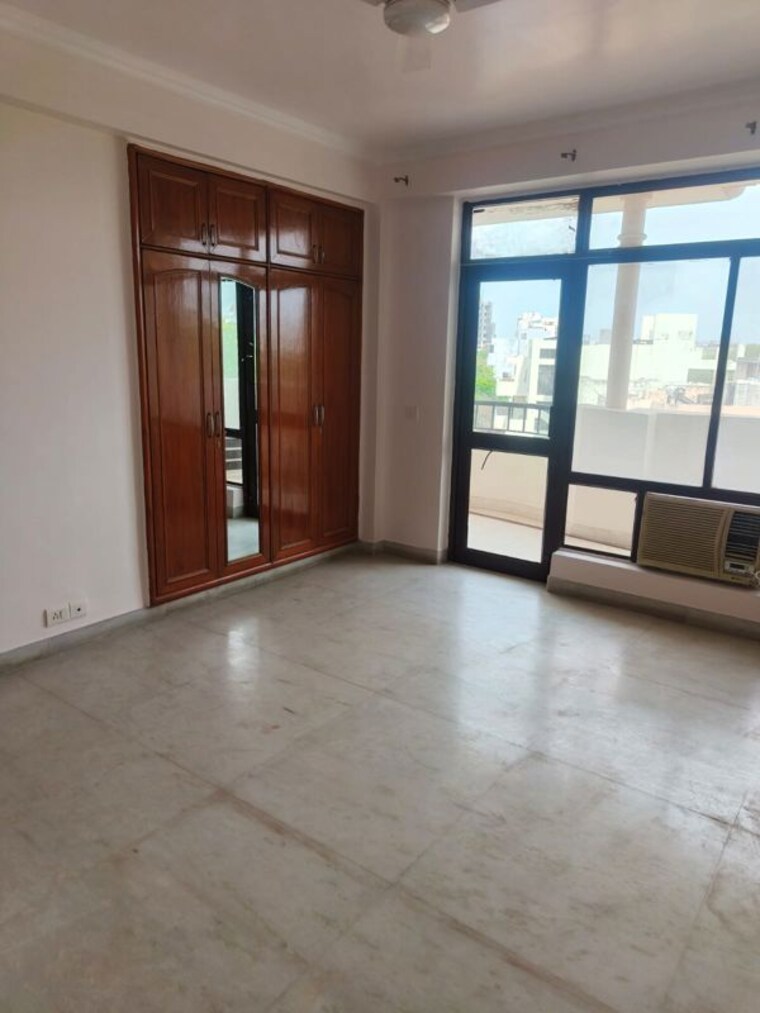 Room, sheeba-apartment 4 Bedroom 2600 Sq.Ft. Apartment In Sector 28 Gurgaon 10364000