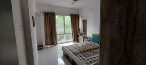 Bedroom in 2.5 BHK Apartment at Ravetkar Sukhniwas, Senapati Bapat Road – for Rent