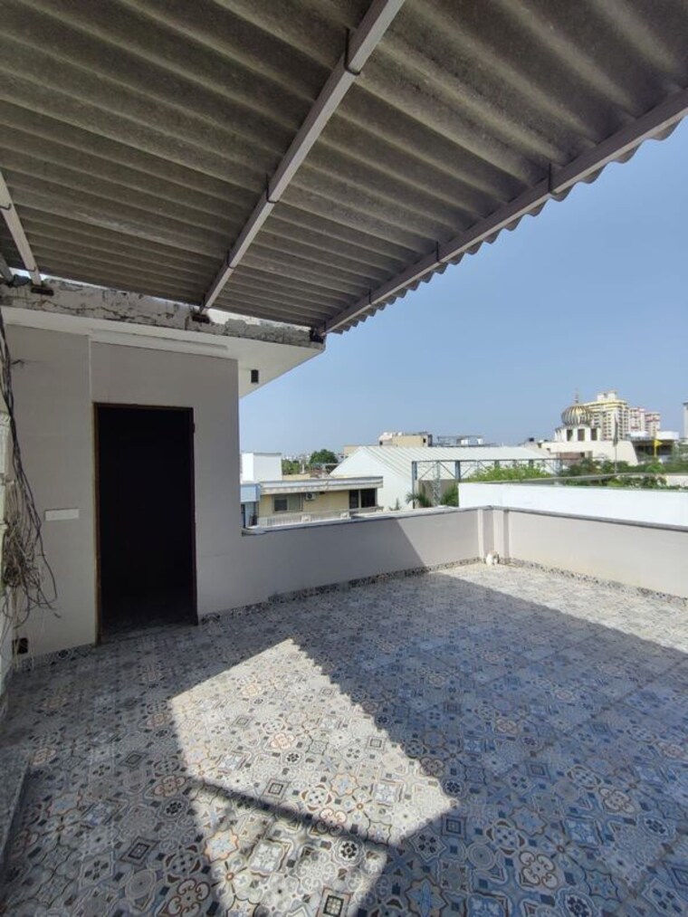 Exterior View, south city 1 2 Bedroom 500 Sq.Yd. Builder Floor In South City 1 Gurgaon 10364010