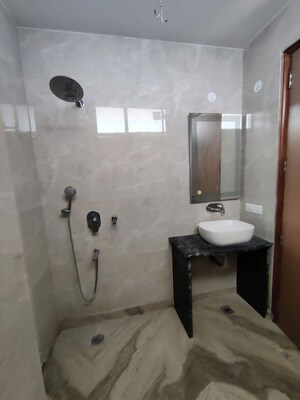 Bathroom in 2 BHK Builder Floor at South City 1 – for Rent