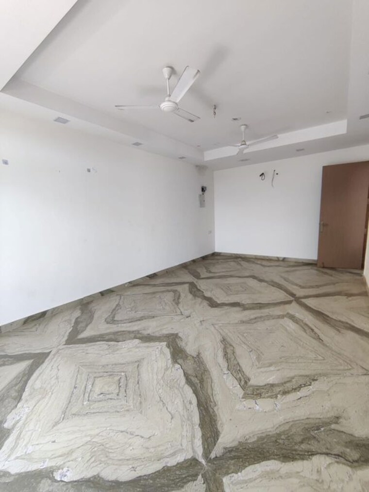 Room, south city 1 2 Bedroom 500 Sq.Yd. Builder Floor In South City 1 Gurgaon 10364010