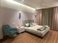 1 RkBuilder Floor For Rent in Unitech South City Heights