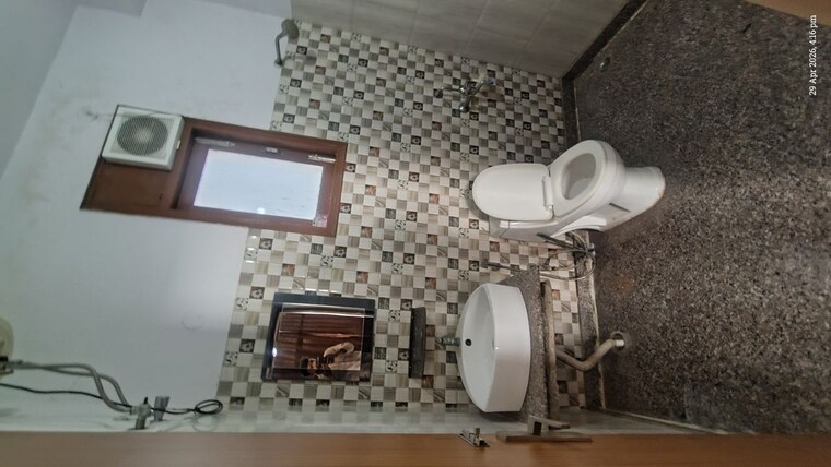 Bathroom, saurabh-niwas 1 RK 530 Sq.Ft. Builder Floor In Sector 40 Gurgaon 10364026