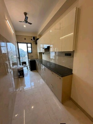 2 BHK Builder Floor For Rent in Chattarpur