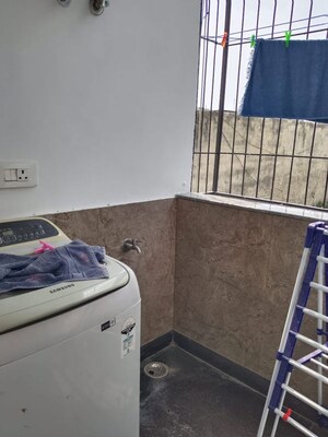 Furnished Amenities in 2 BHK Builder Floor at Malviya Nagar – for Rent