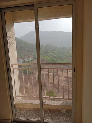 Room in 2 BHK Apartment at Bharat Ecovistas, Shilphata – for Sale