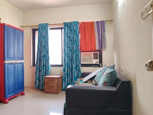 Bedroom in 2 BHK Apartment at Everest Gardens CHS, Ghatkopar East – for Rent