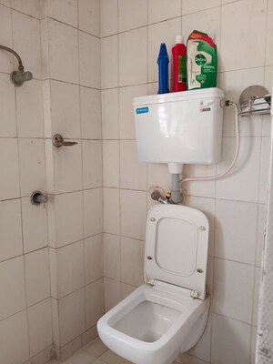 Bathroom in 2 BHK Apartment at Everest Gardens CHS, Ghatkopar East – for Rent
