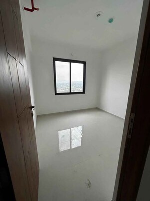 Room in 3 BHK Apartment at Wadhwani Om Mangalam Chaitanya, Ravet – for Rent