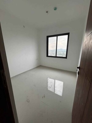 Room in 3 BHK Apartment at Wadhwani Om Mangalam Chaitanya, Ravet – for Rent