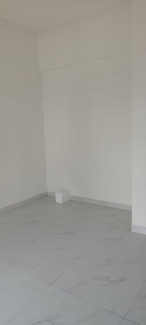 Room in 1 BHK Apartment at Anant Metropolis Insignia Towers, Kasarvadavali – for Rent