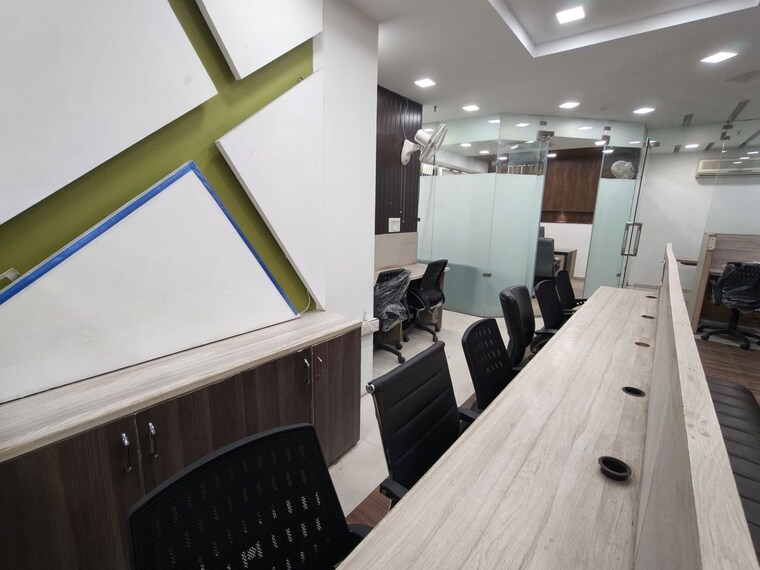 Team Area, netaji subhash place Commercial Office Space 1552 Sq.Ft. In Netaji Subhash Place Delhi 10364087