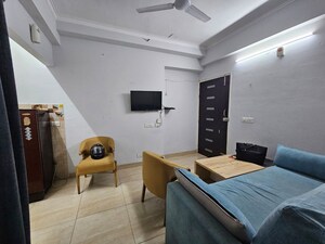 Team Area in 2 BHK Apartment at Gaur City 2 - 14th Avenue, Sector 16c Greater Noida – for Rent