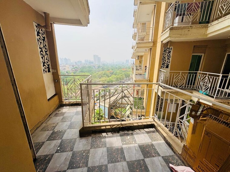 Balcony, migsun-twiinz 2 Bedroom 1060 Sq.Ft. Apartment In Eta Ii Greater Noida Greater Noida 10364126