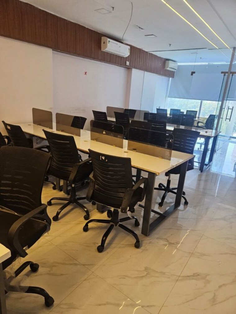 Team Area, bhairaav-milestone Commercial Office Space in IT/SEZ 800 Sq.Ft. In Wagle Industrial Estate Thane 10364137