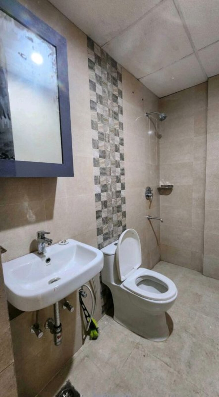 Bathroom, signature-global-park 2 Bedroom 745 Sq.Ft. Builder Floor In Sohna Sector 36 Gurgaon 10364150