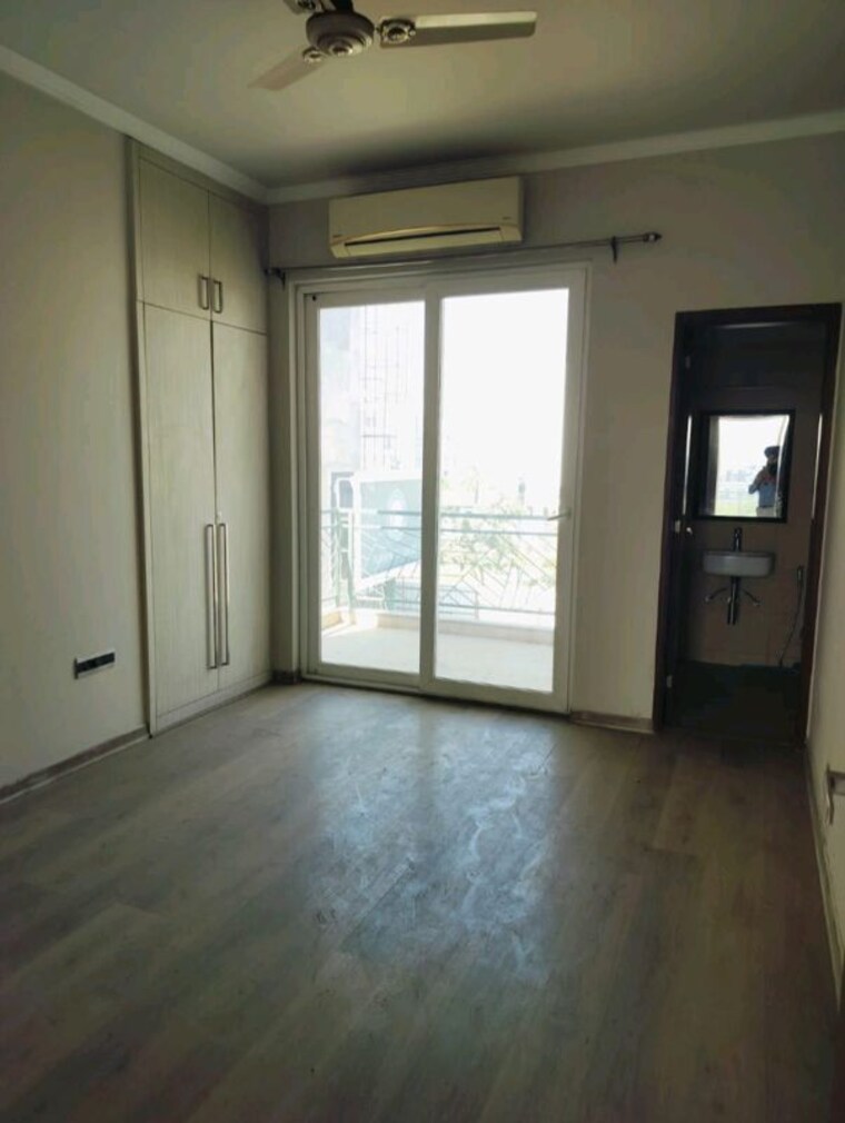 Room, central-park-flower-valley-aqua-front-towers 3 Bedroom 1789 Sq.Ft. Apartment In Sohna Sector 33 Gurgaon 10364154