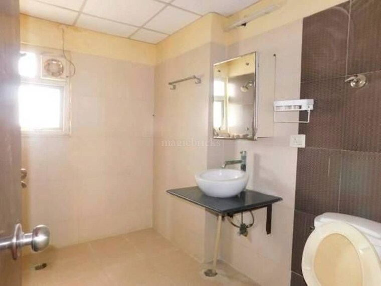 Bathroom, rwa-apartments-sector-52 3 Bedroom 1750 Sq.Ft. Apartment In Sector 52 Noida 10364153