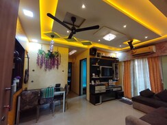 1.5 BHK + Pooja Room,Servant Room,Study Room,Extra Room,Store Room Apartment For Rent in Casa RioGold