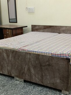 1 RkApartment For Rent in Katwaria Sarai