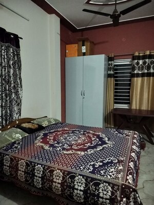 Bedroom in  Pg at Subhash Nagar – for Rent