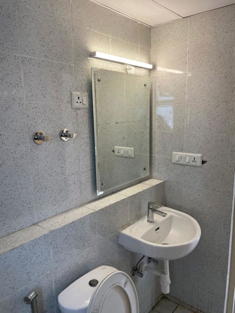 Bathroom, logix-blossom-zest 2 Bedroom 494 Sq.Ft. Apartment In Sector 143 Noida 10364230