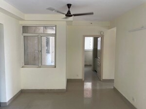 Room in 2 BHK Apartment at Logix Blossom Zest, Sector 143 – for Rent
