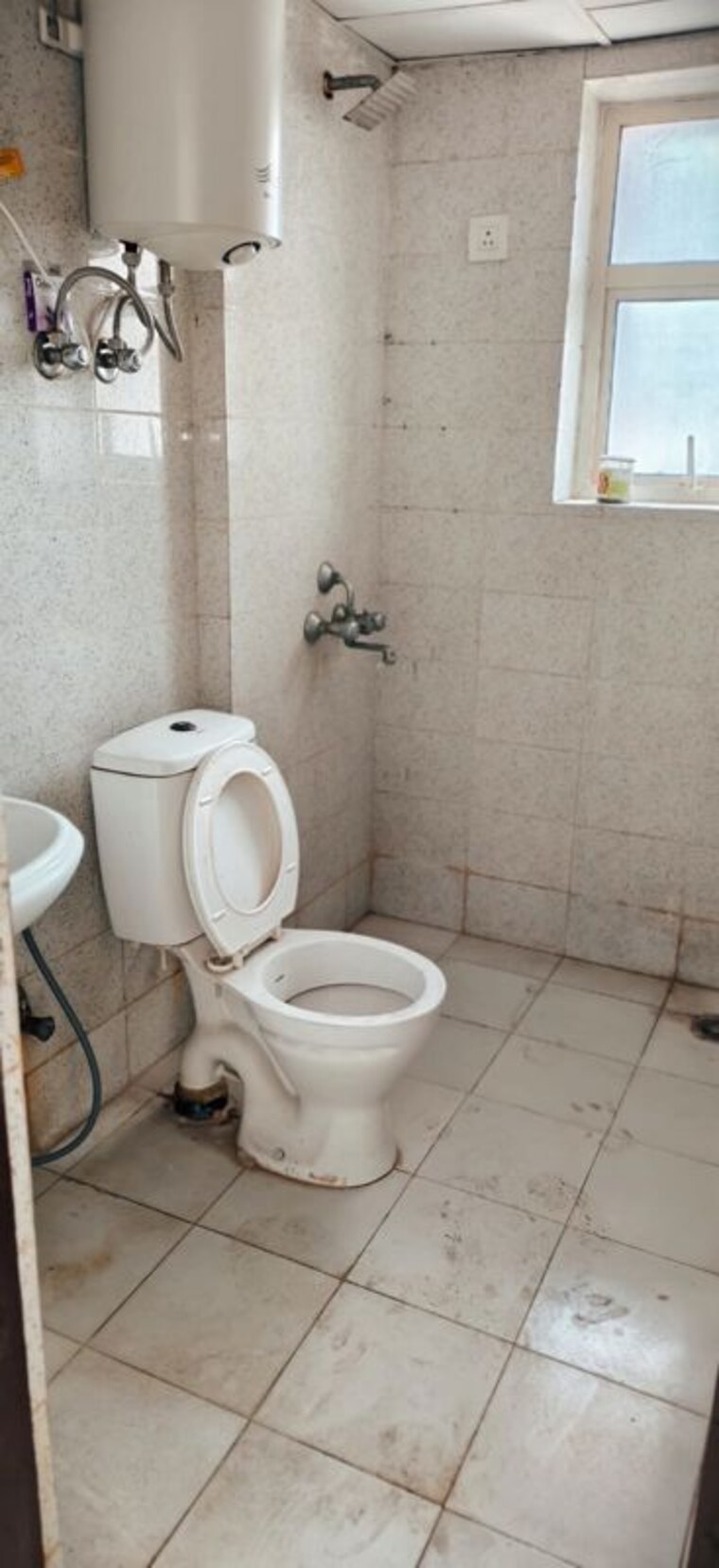 Bathroom, logix-blossom-zest 2 Bedroom 494 Sq.Ft. Apartment In Sector 143 Noida 10364230