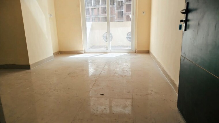 Room, sikka-kaamna-greens 2 Bedroom 950 Sq.Ft. Apartment In Sector 143a Noida Noida 10364262