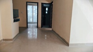 Room in 2 BHK Apartment at Sikka Kaamna Greens, Sector 143a Noida – for Rent
