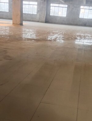 Room in  Showroom at Nalasopara West – for Rent