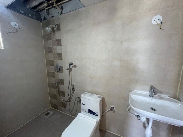 Bathroom, maratt-pimento 4 Bedroom 4500 Sq.Ft. Apartment In Jp Nagar Bangalore 10363304