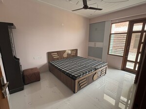 Bedroom in 3 BHK Apartment at Wazirabad – for Rent