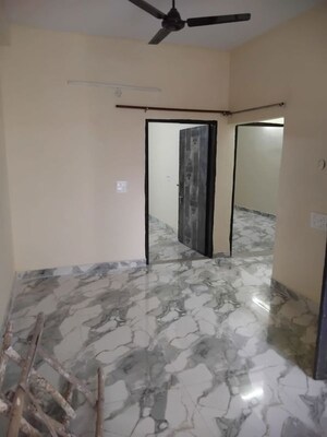 Room in 2.5 BHK Builder Floor at Sector 46 – for Rent