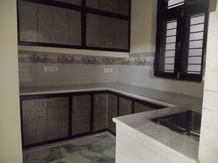 Kitchen, sector 46 2.5 Bedroom 90 Sq.Yd. Builder Floor In Sector 46 Faridabad 10364349