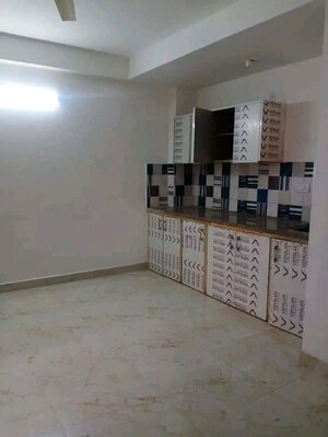 Room in 1 BHK Builder Floor at Saket – for Rent