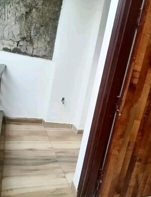 Bathroom in 1 BHK Builder Floor at Saket – for Rent
